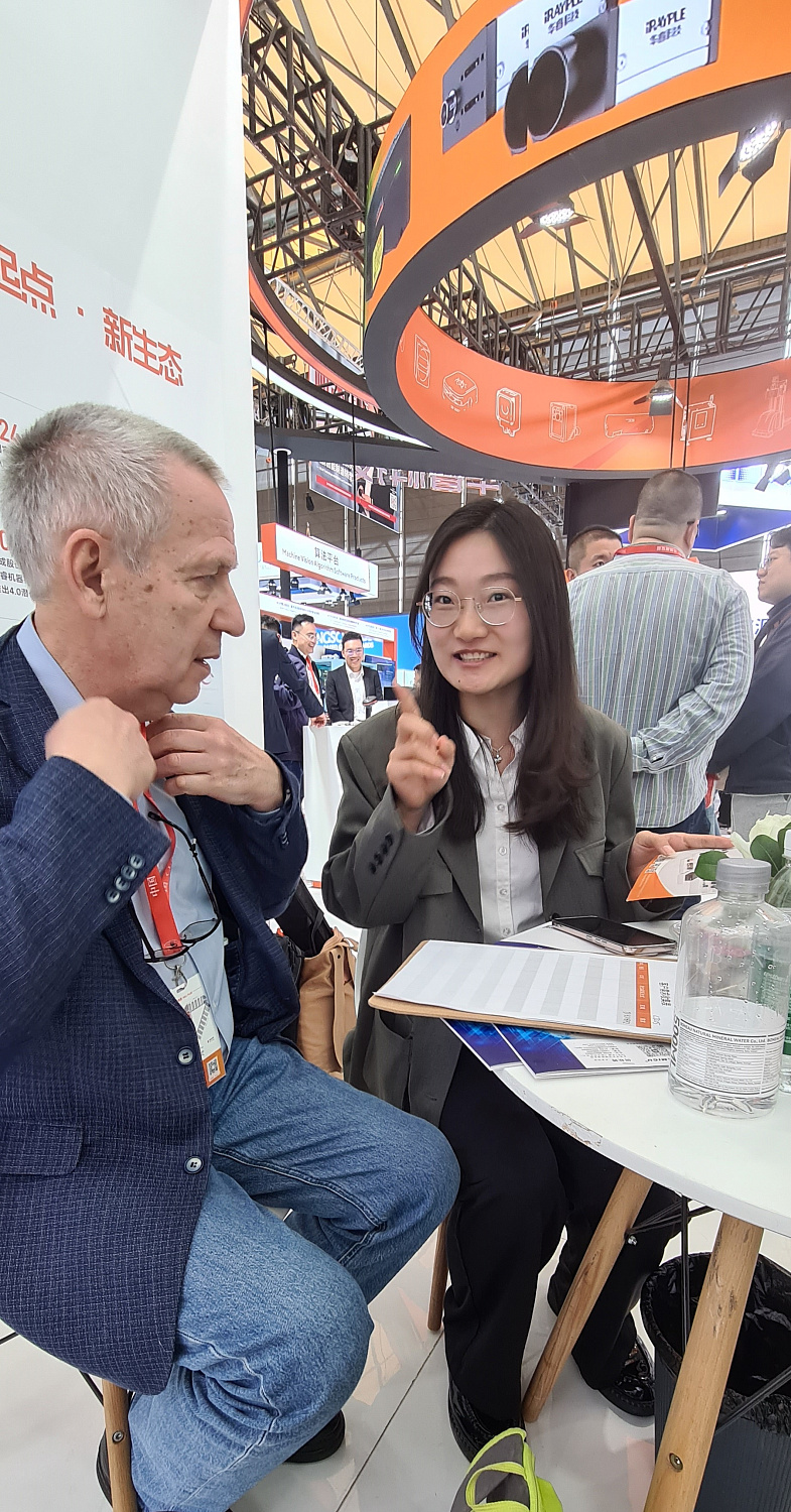 Руководители КамераЛаб посетили выставку Vision China 2026 в Шанхае